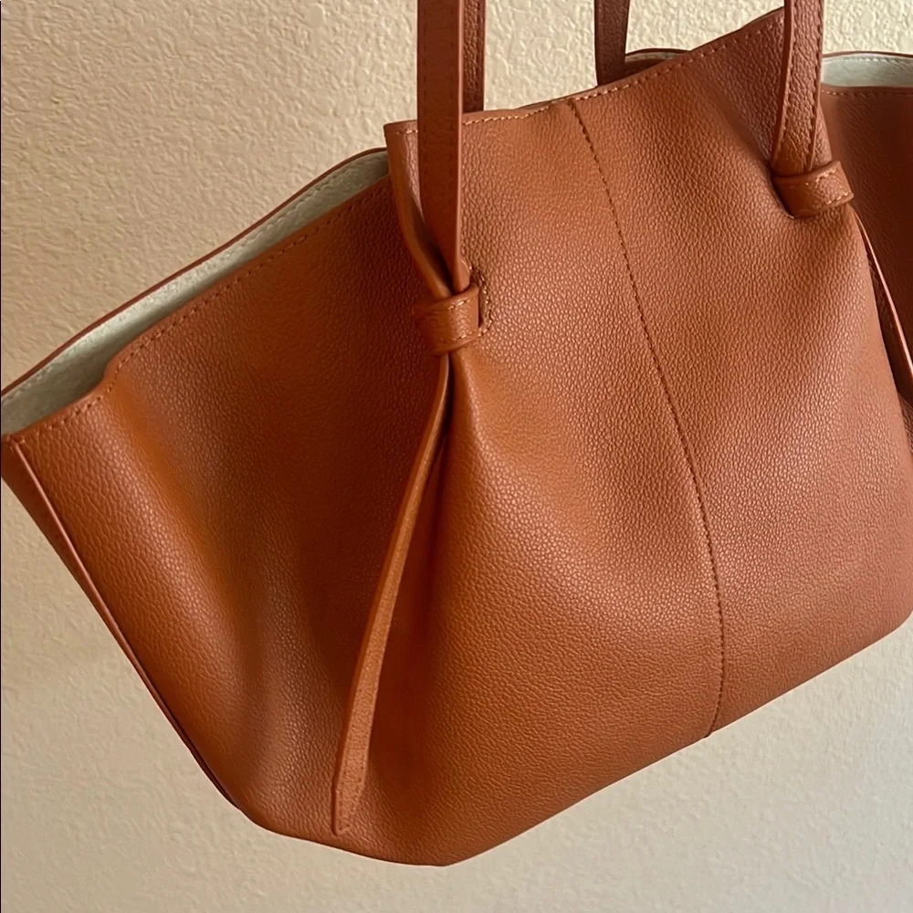 Yuzefi Brown Leather Tote Bag Mochi - Picture 10 of 15